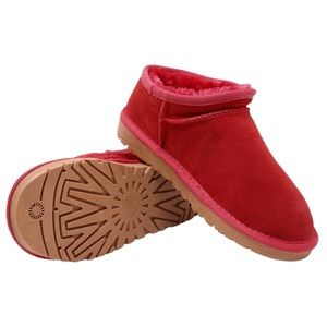New Kozey Red Faux Fur lined suede low ankle boot Ugg style size 5.5